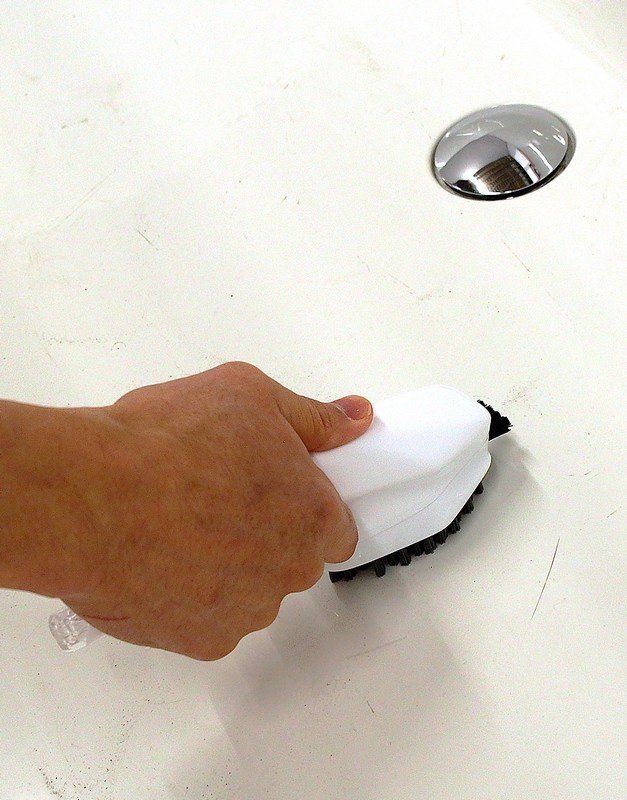 Bathtub Cleaning Brush - all purpose cleaning scrub brush for bathroom, kitchen and home 2 bathtub cleaning brush